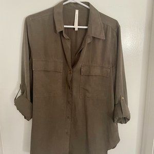 Aritzia/ The Group by Babaton Utility Button-Up